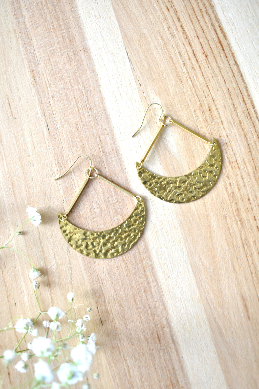 Creslieh Hammered Earrings image 2