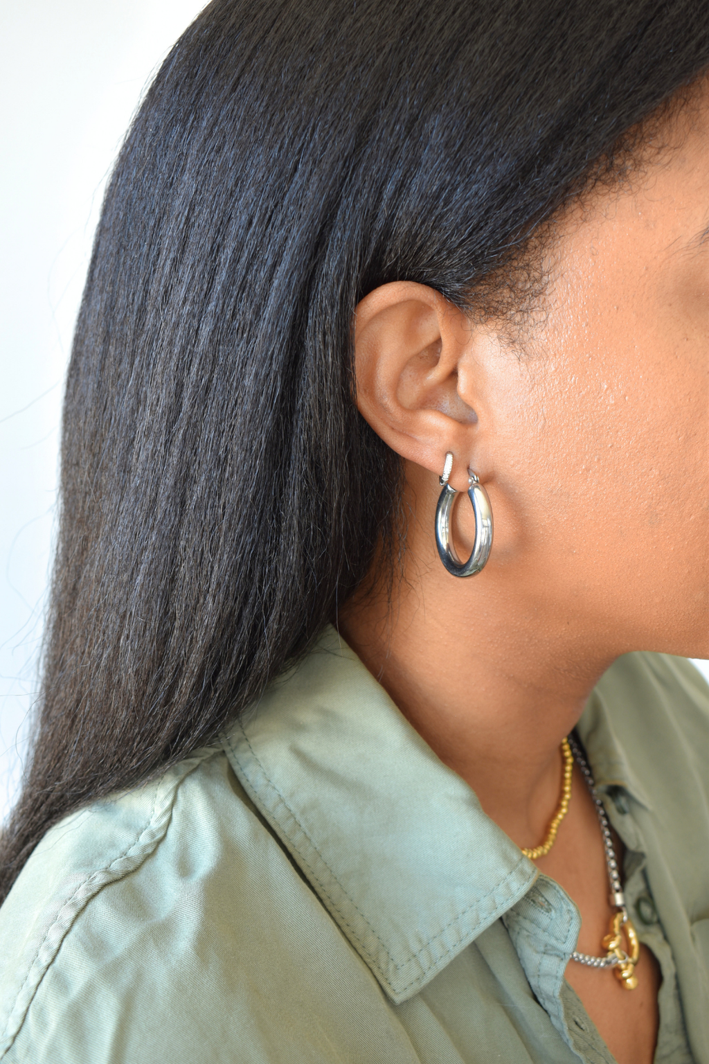 Thick Hoop Huggie Earrings - Silver image 3
