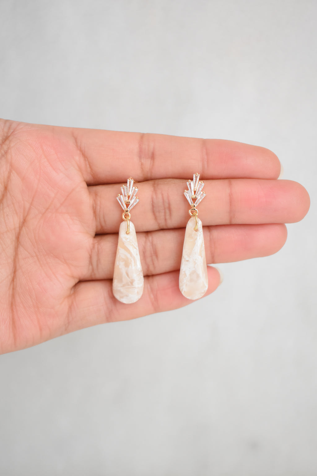 Crystel Drop Earrings image 1