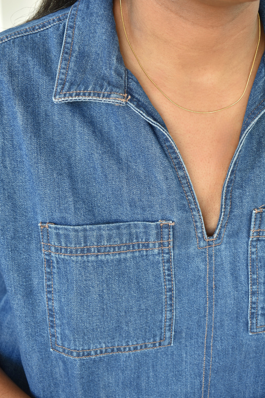 String Necklace image 3