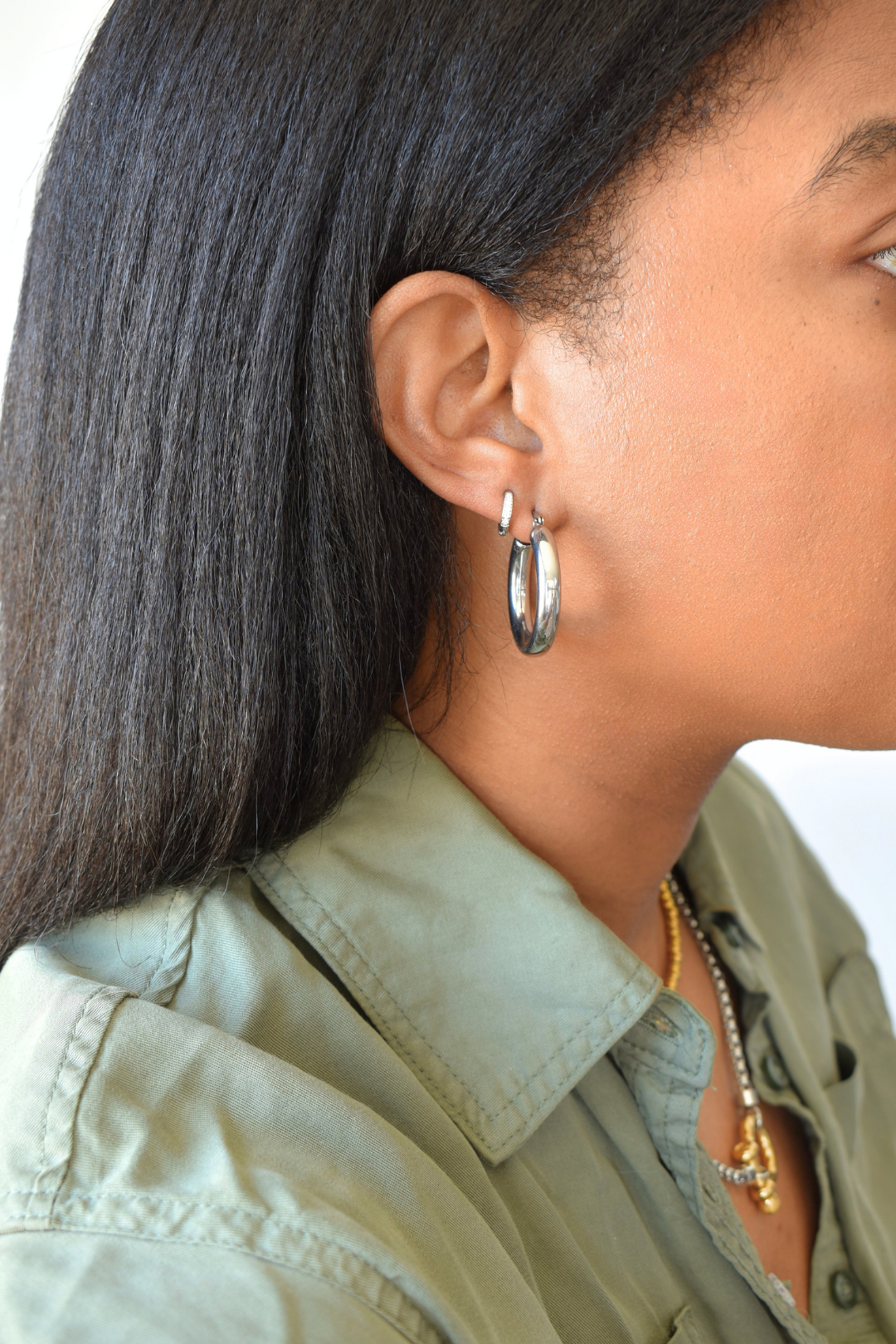 Thick Hoop Huggie Earrings - Silver image 5