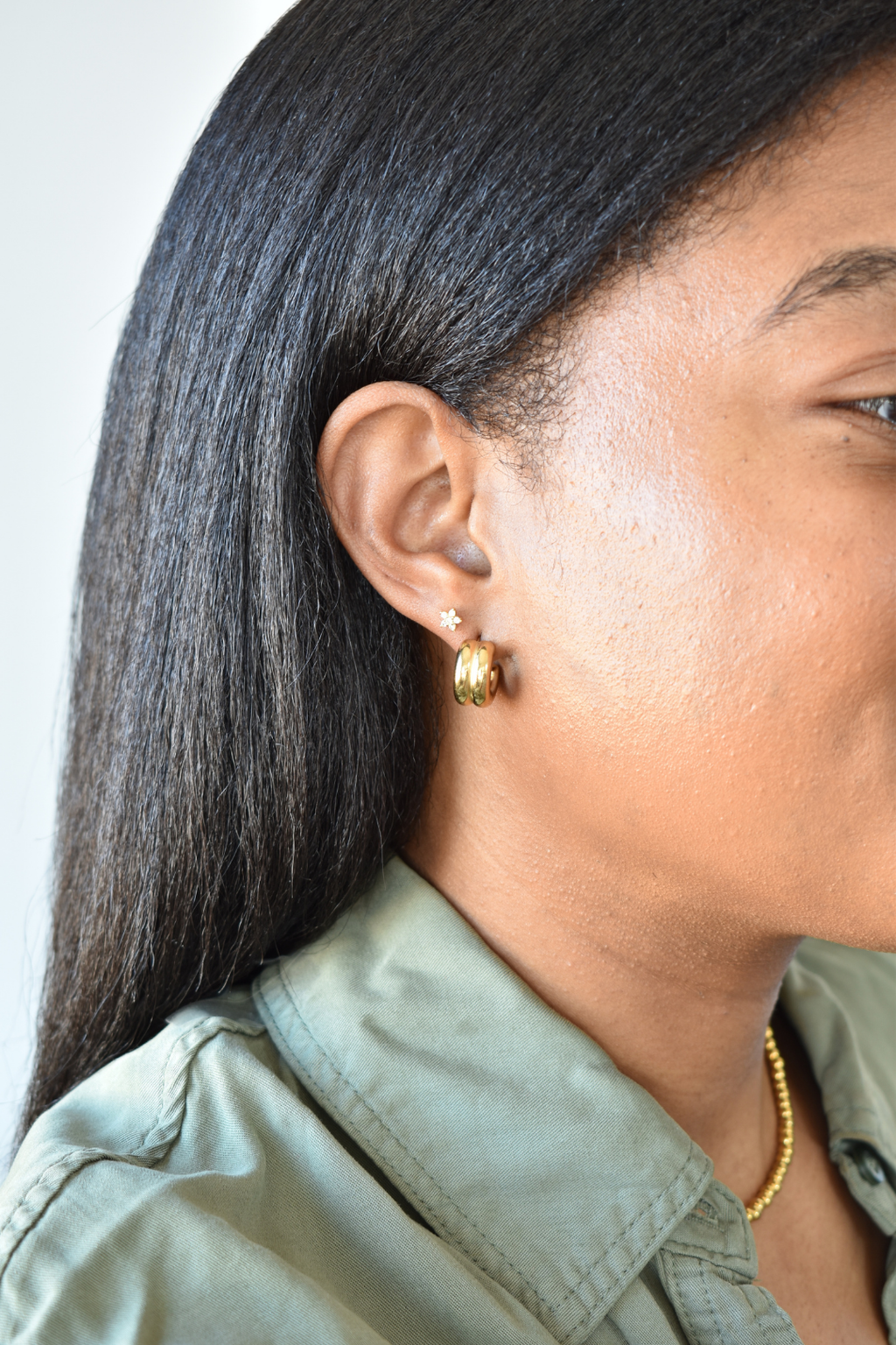 Double Chunk Huggie Earring - Gold image 4